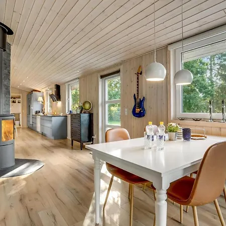 Ferienhaus 3 Bedroom Lovely In Havndal