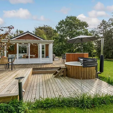 3 Bedroom Lovely In Casa de Férias