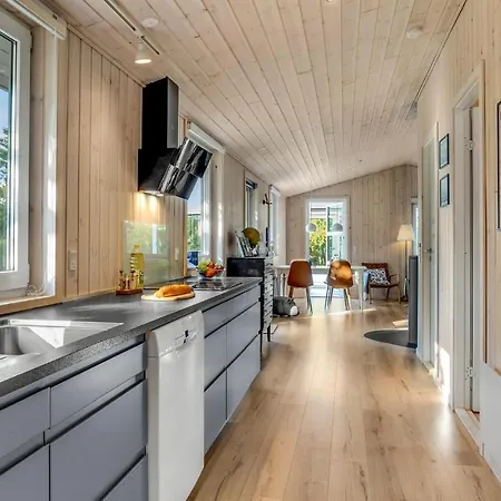 3 Bedroom Lovely In Casa de Férias